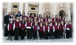 foto del coro a piazza san pietro