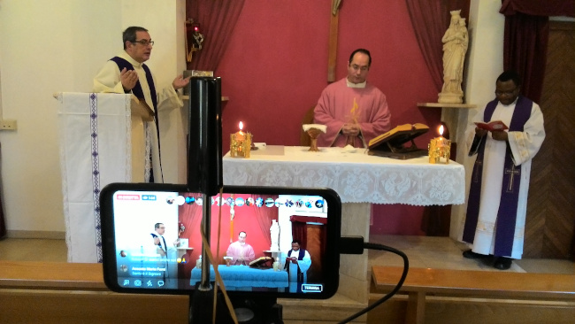 S. Messa celebrata in streaming S. Messa celebrata in streaming