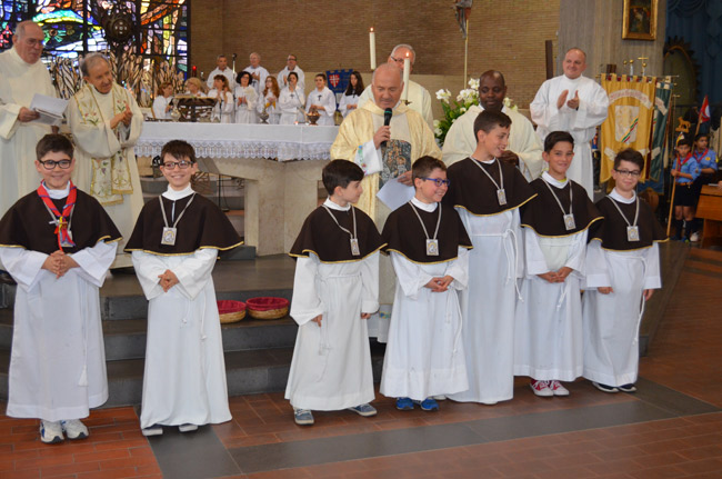 gruppo dei ministranti foto 12
