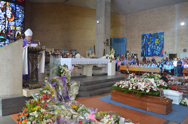 un momento della cerimonia foto 2