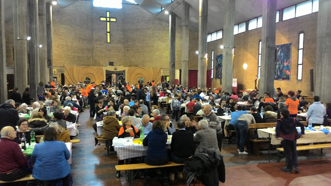 pranzo in chiesa