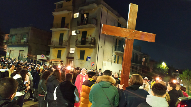 un momento della Via Crucis