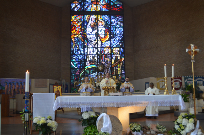 Domenica-Pasqua di Resurrezione Domenica-Pasqua di Resurrezione