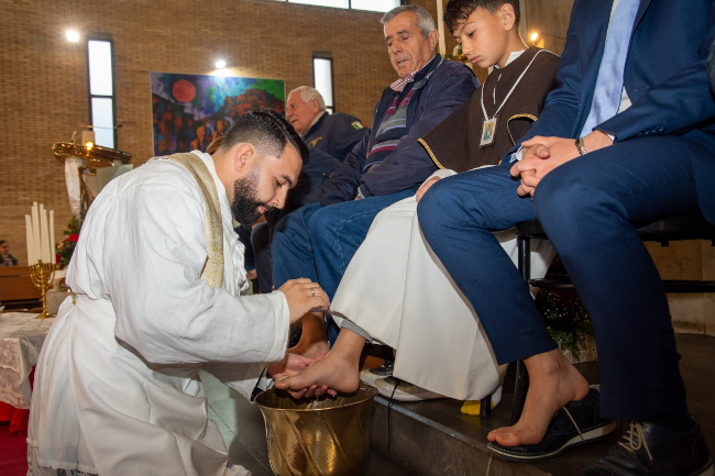 giovedi santo-lavanda dei piedi