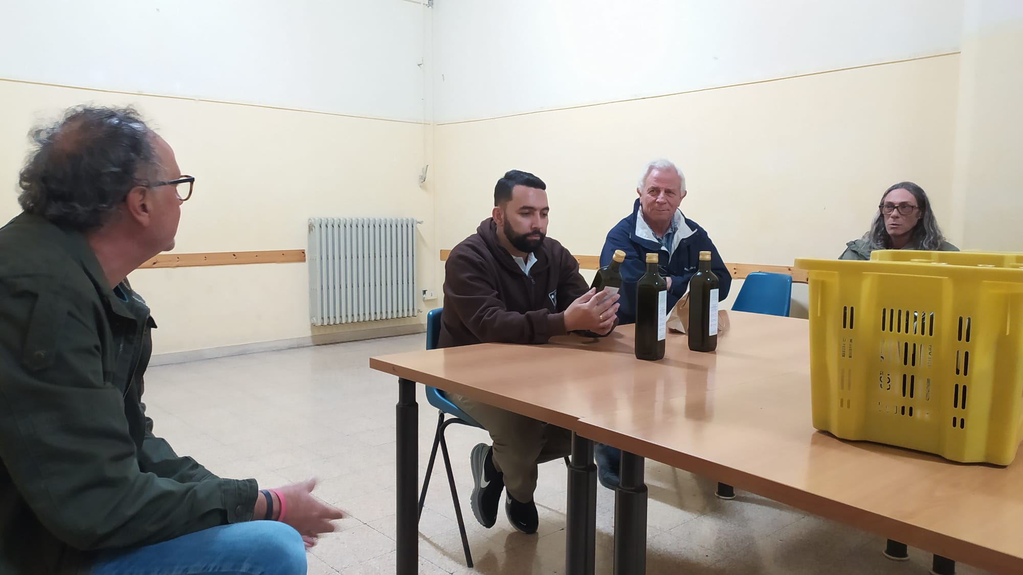 Consegna Olio Bene Comune Consegna Olio Bene Comune